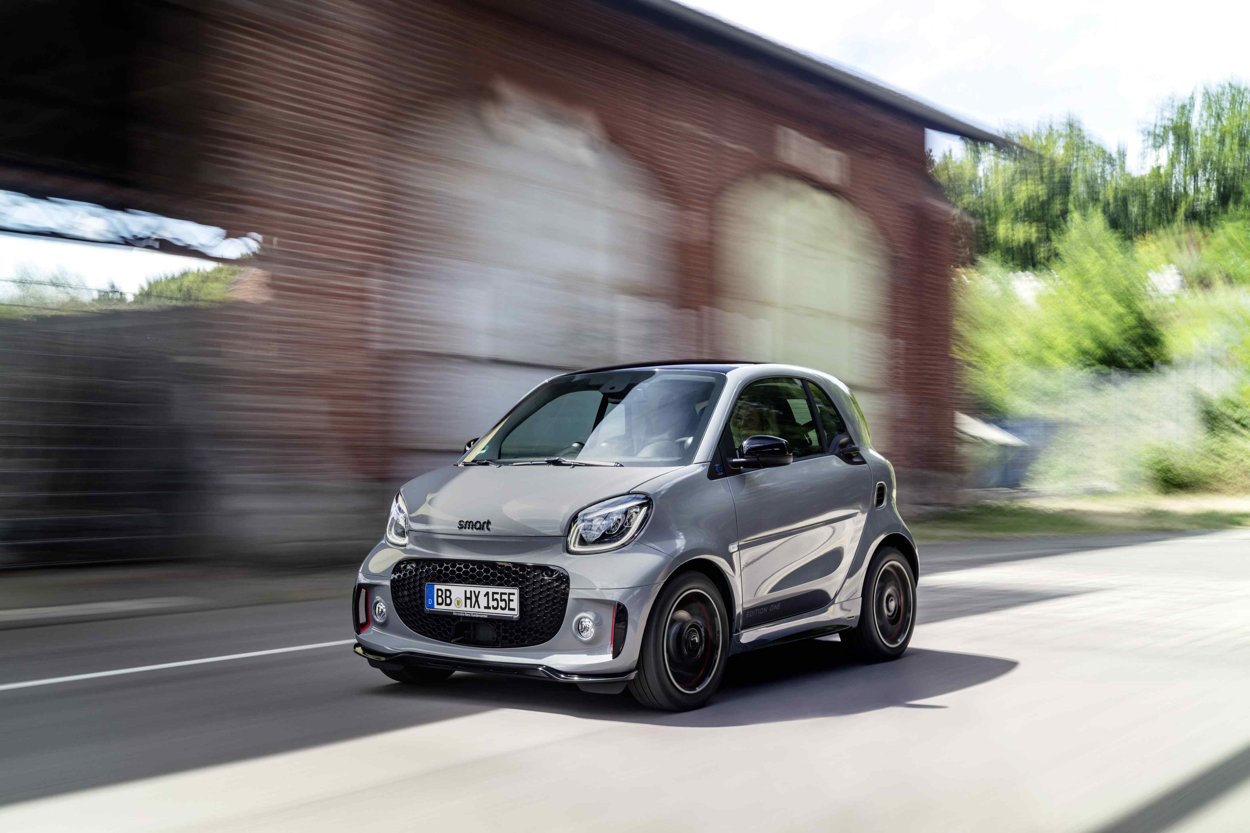 Smart fortwo driving front